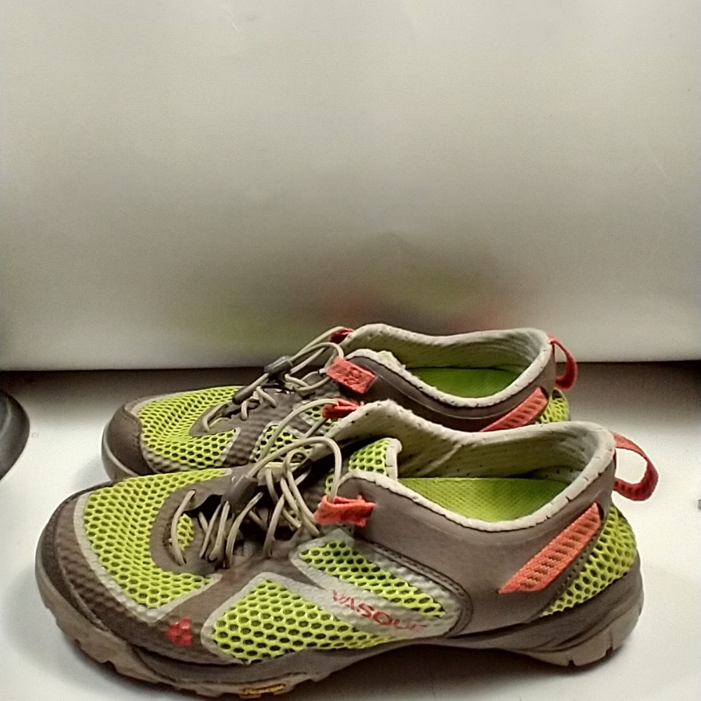 Vasque Lotic 7051 Hiking Water Shoes Vibram Women's sz 6M. - Picture 3 of 9
